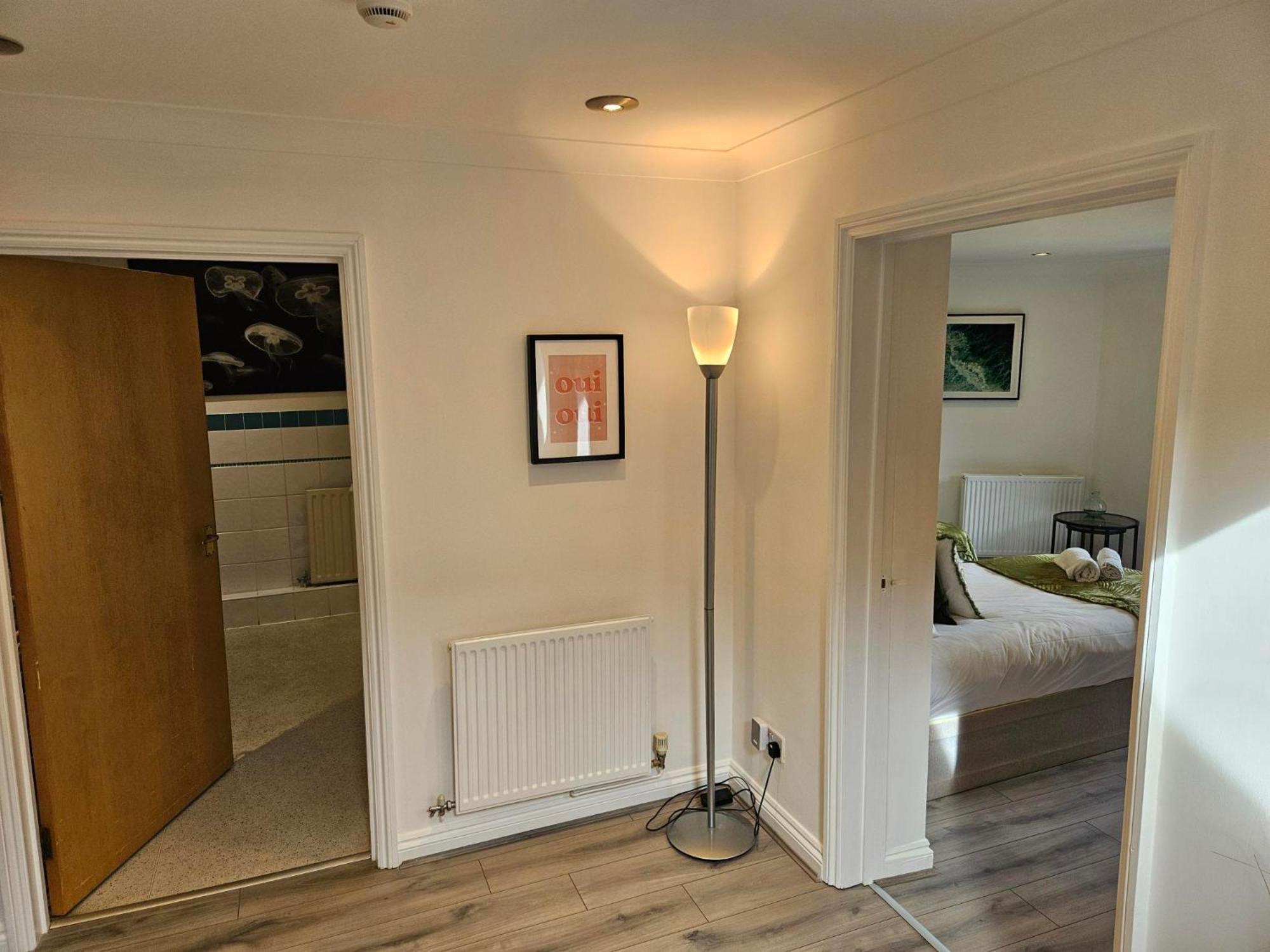 Redcot Gardens Stamford 4 Bed Contractor Familt Home With Parking Eksteriør bilde